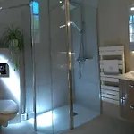 Au Fil De Troyes Bed & Breakfast 3*
