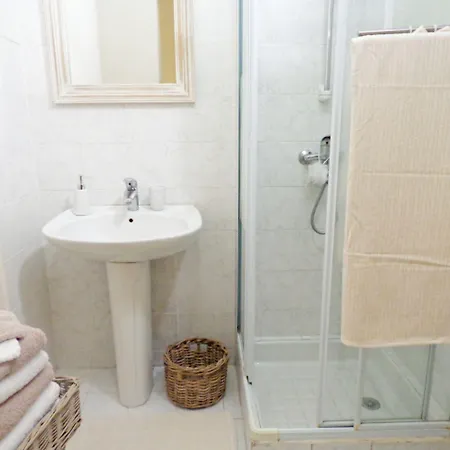 Au Fil De Troyes 3*