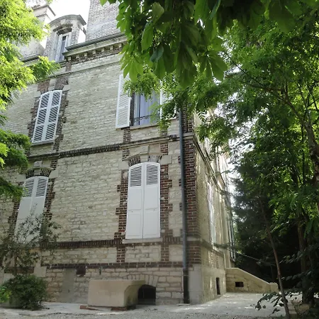 Bed & Breakfast Au Fil De Troyes