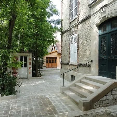 Au Fil De Troyes